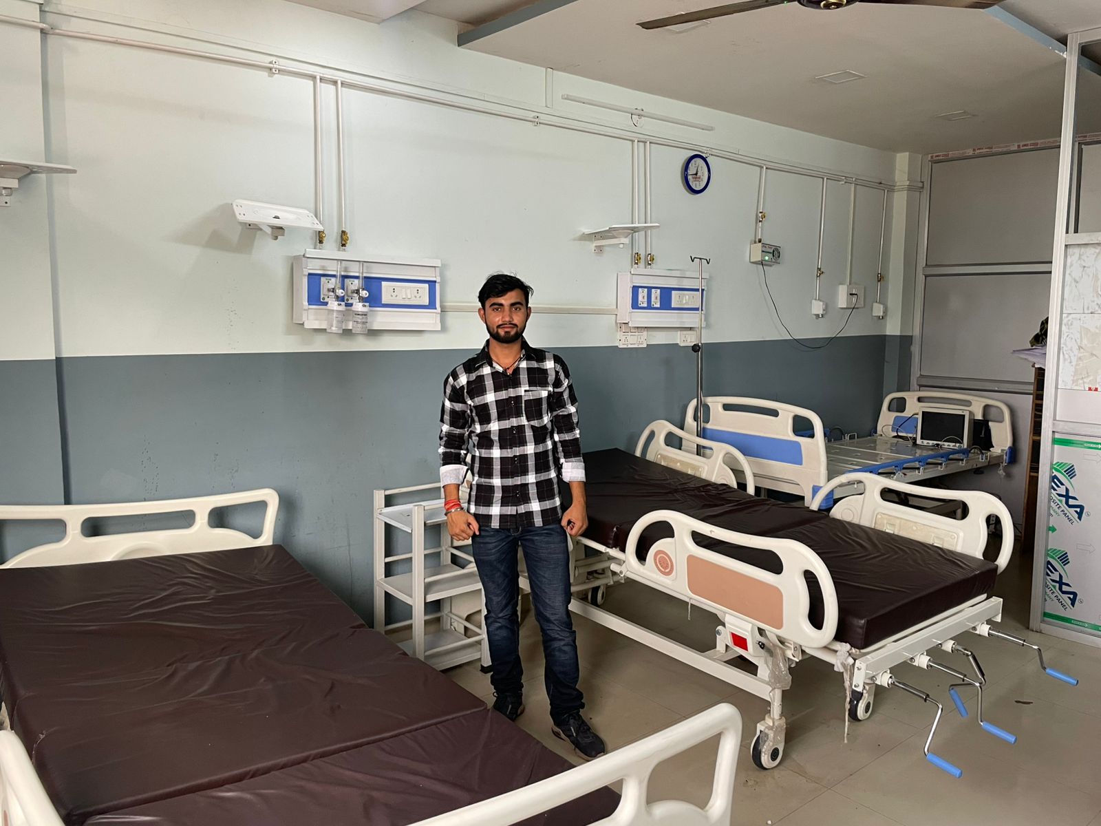 WhatsApp Image 2025-10-06 at 17.05.20_eb4c4418